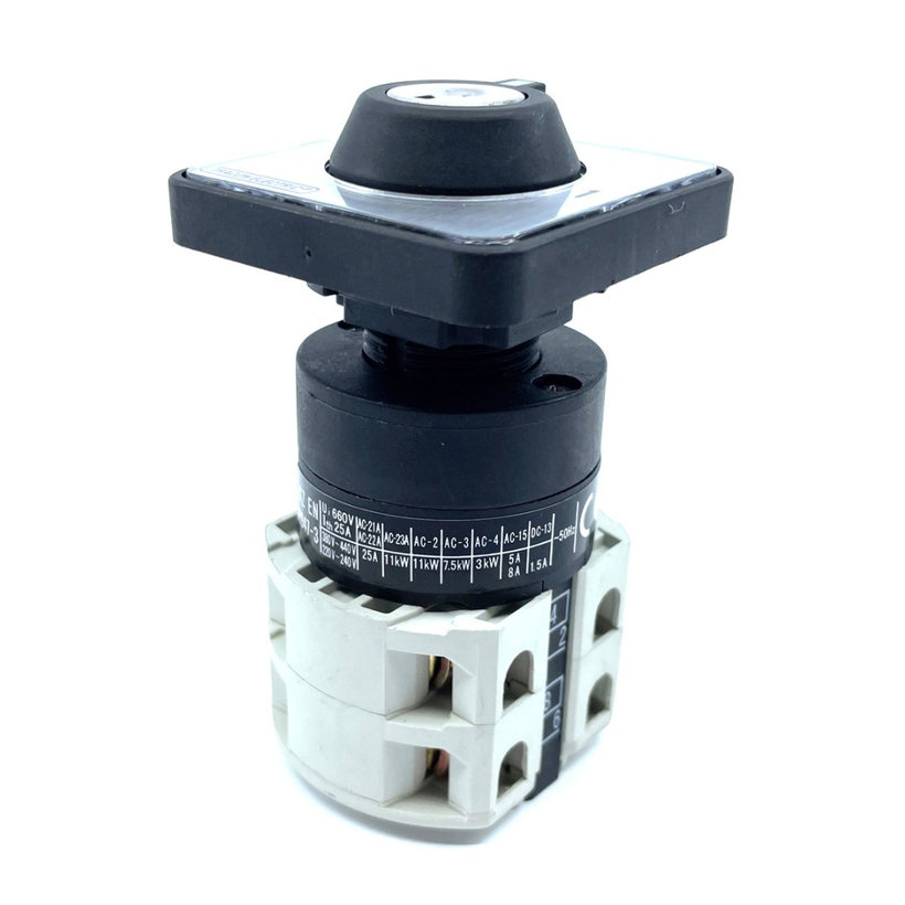 Hlavní vypínač se zámkem ON-OFF