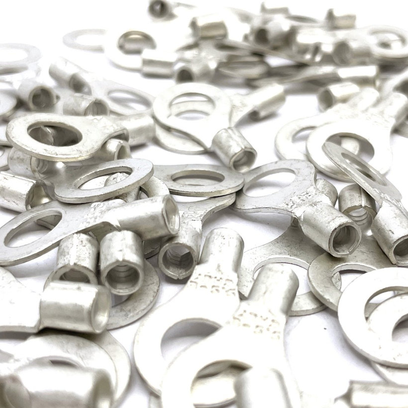 Neizolované CU kabelová oka lisovací 2,5mm²