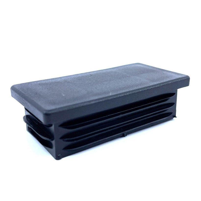 Záslepka obdélníková černá 60x40x1-2mm