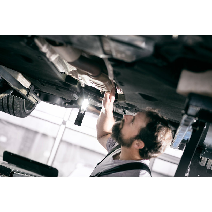 LED ruční dobíjecí lampa HL 201 A