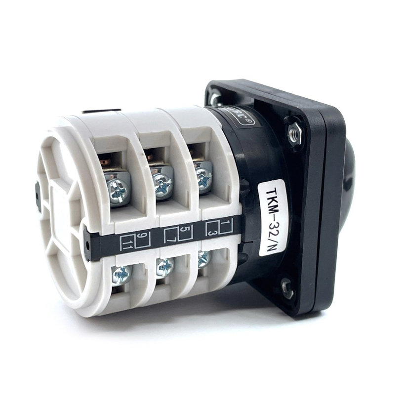 Reverzační vačkový přepínač 32A