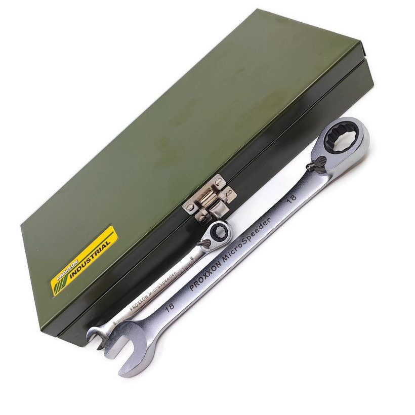 Sada nástrčných klíčů a bitů