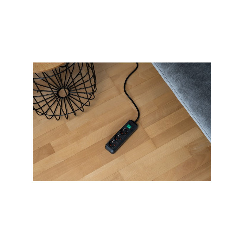 Prodlužovací kabel Eco-Line, černá 1,5m