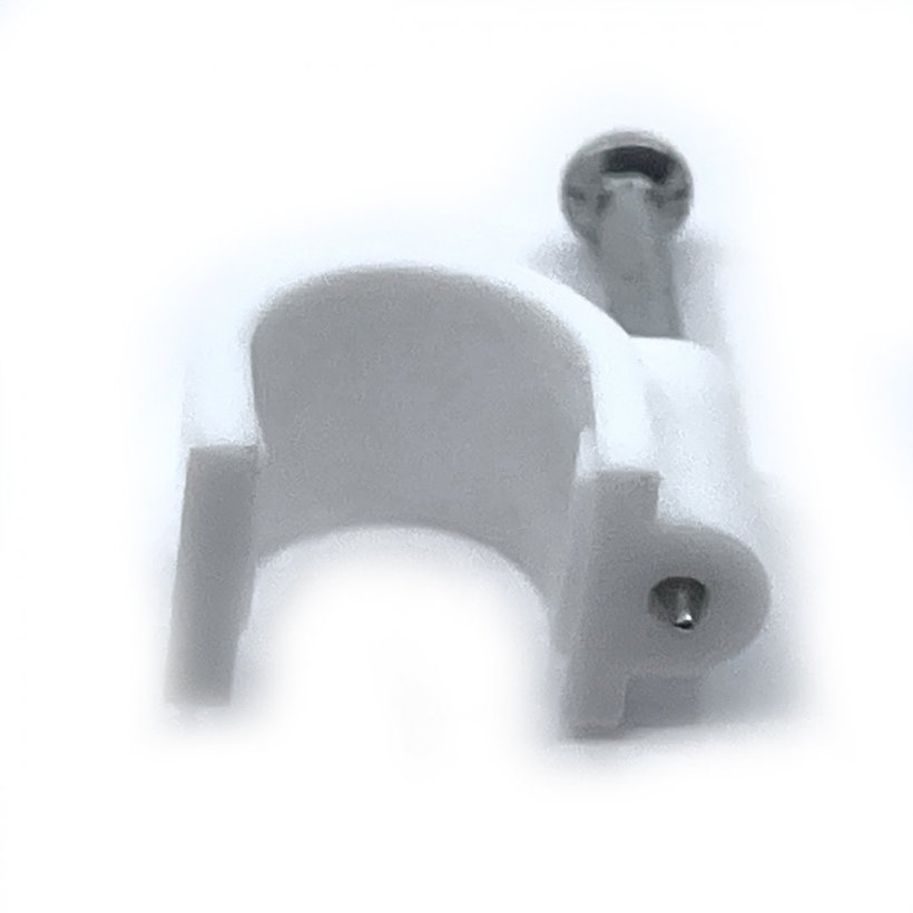 Kabelážní příchytka oválná bílá 7mm