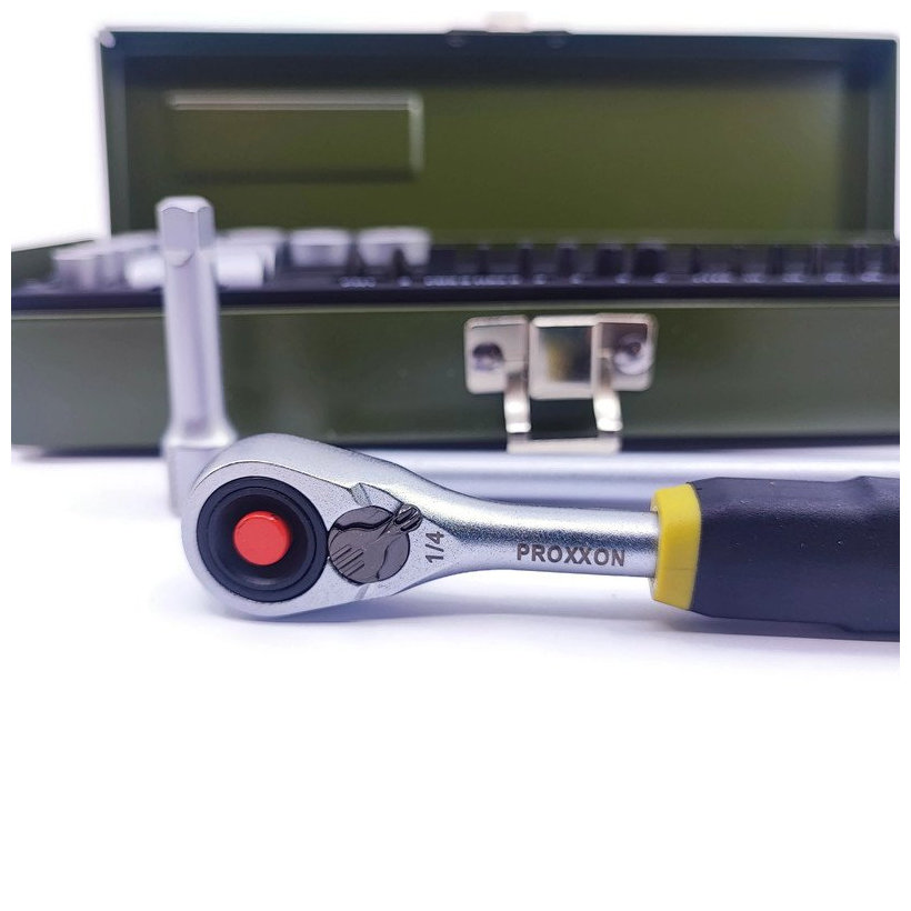 Sada hlavic s ráčnou 1/4''