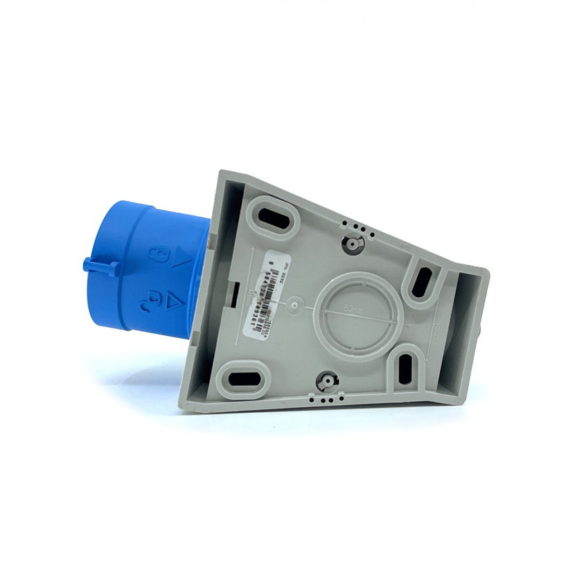 Přívodka nástěnná 32A/3 IPN 3232