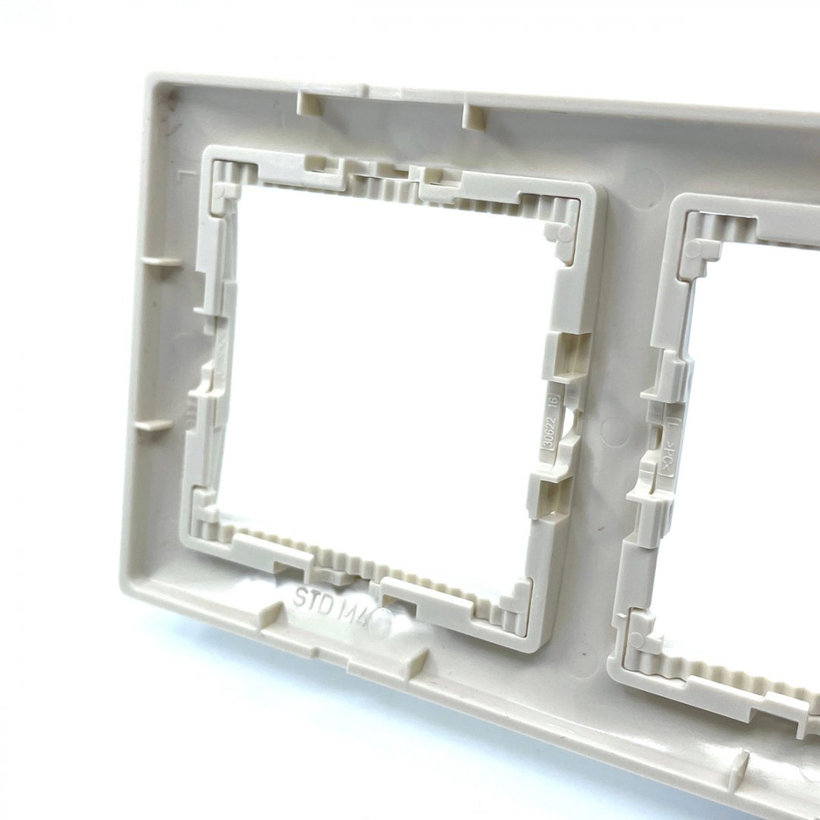 Valena 4 rámeček béžový