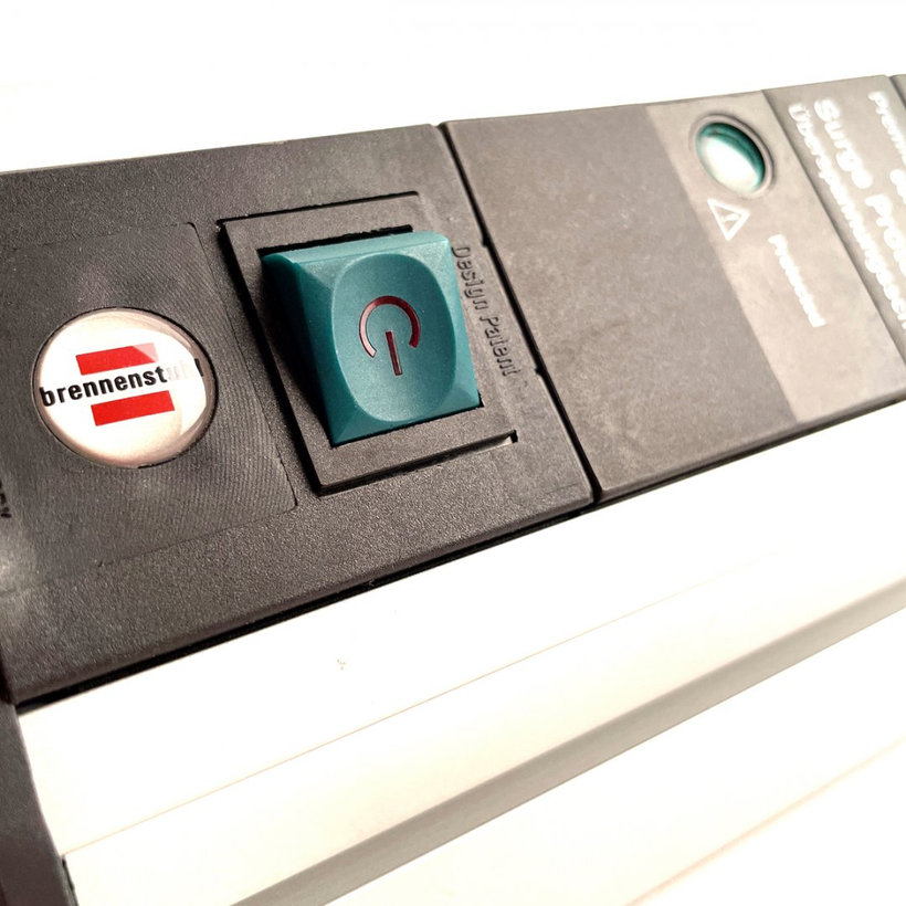 Přepěťová ochrana Office-Line 4 zásuvková černá 1,8m