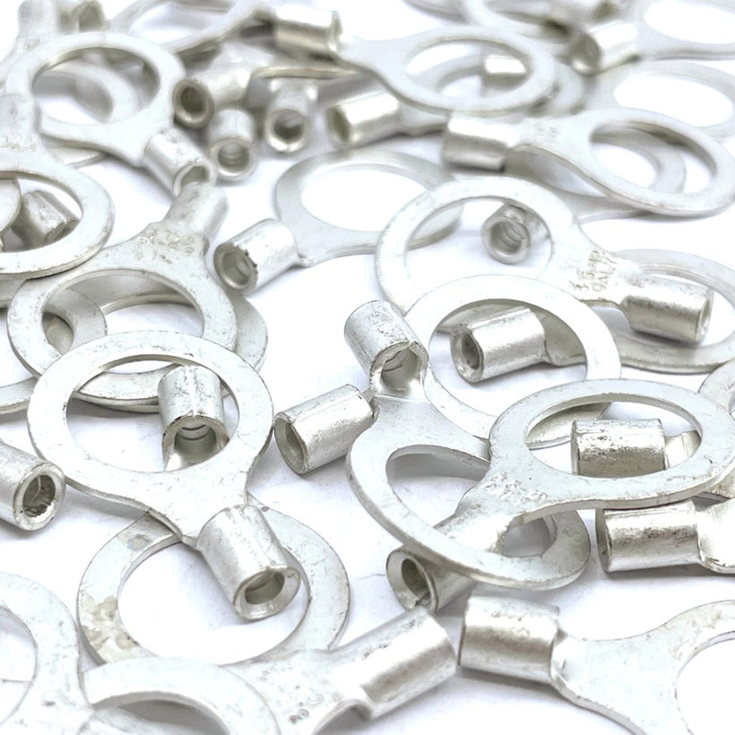 Neizolované CU kabelová oka lisovací 2,5mm²