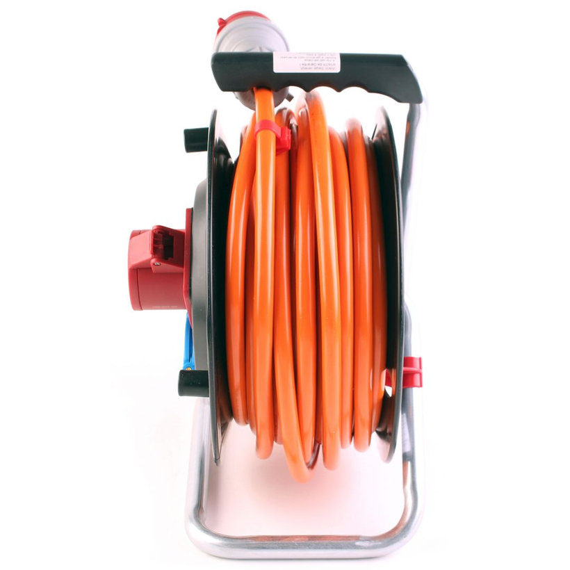 Prodlužovací kabel na bubnu se zásuvkami 25m