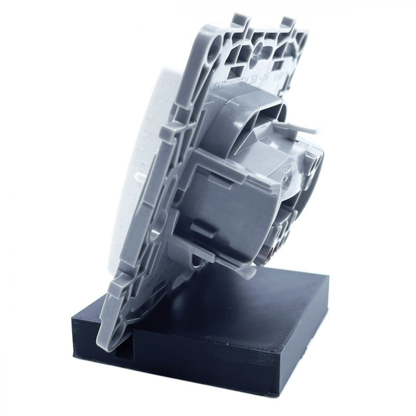 Niloé vypínač č.6 podsvícený bílý