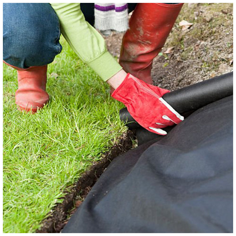 Netkaná textilie černá 1,6x5m 50g/m2