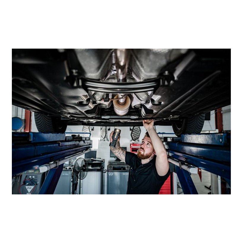 LED akumulátorová ruční lampa HL700