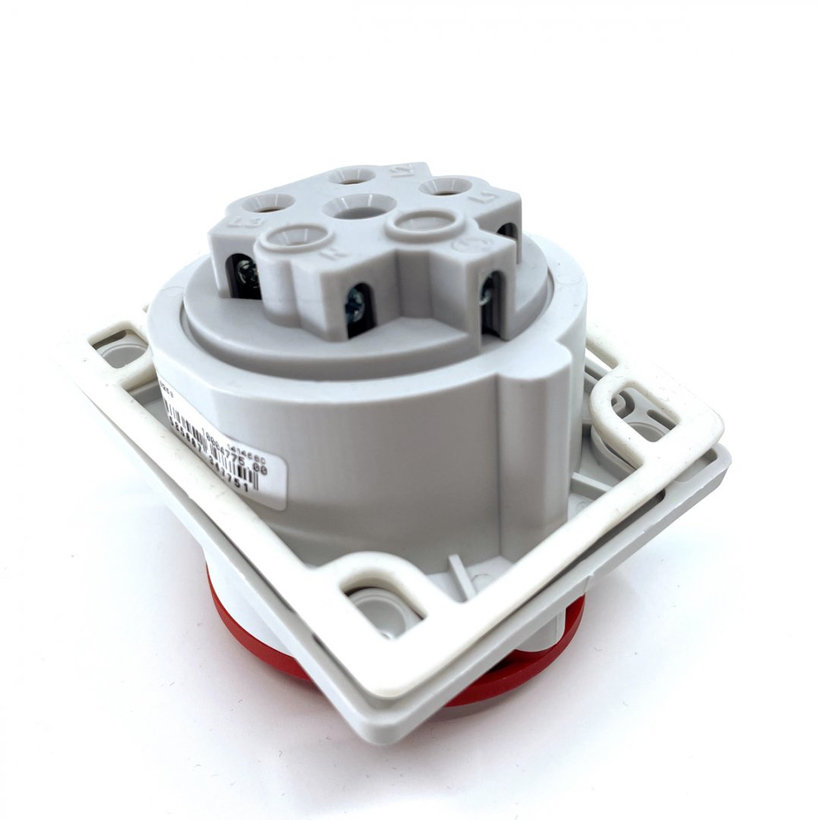 Zásuvka vestavná IEN 3253