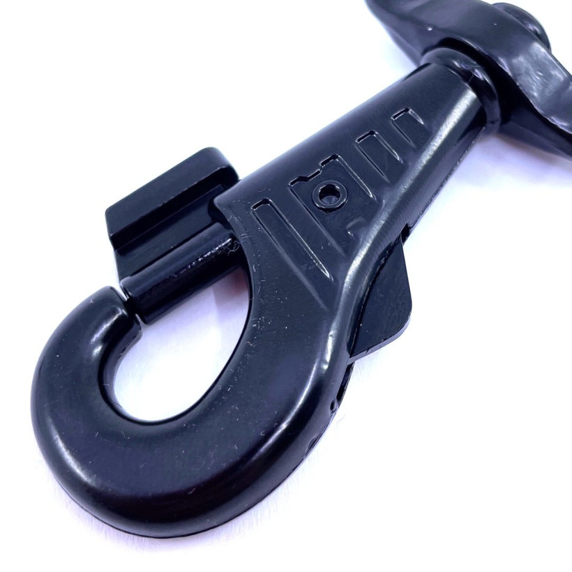 Karabina otočná s prolisem a pojistkou černá 84x25mm