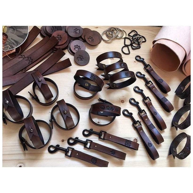 Karabina otočná černá 66x19mm