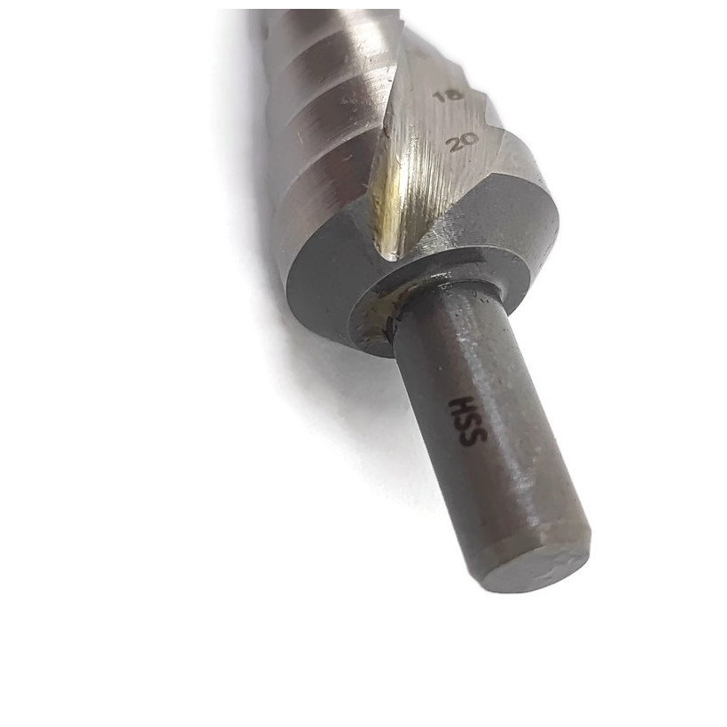 Vrták stupňovitý 6x30mm