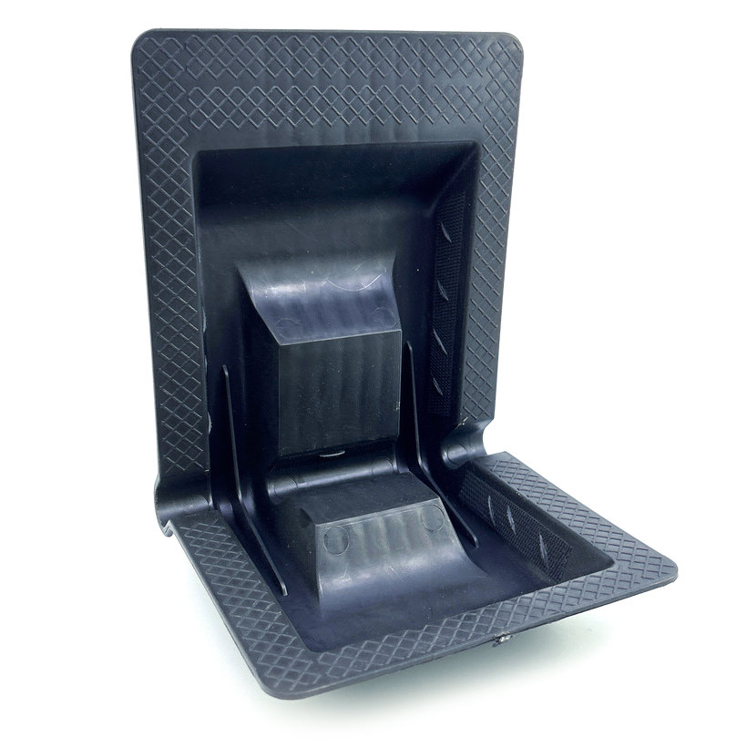 Ochranný plastový roh XXL 210x150x130mm