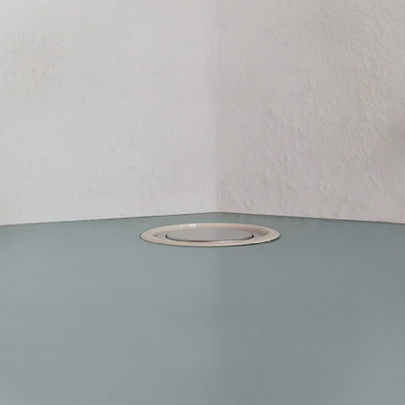 Inovativní stolová zásuvka Tower Power s USB-nabíječkou 2m