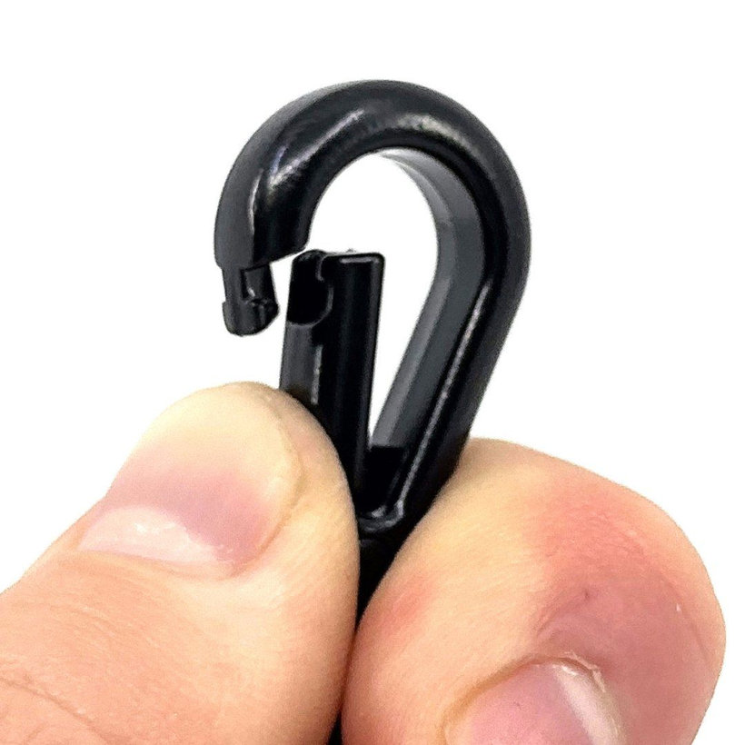 Karabina vodítková - černá 67x34mm