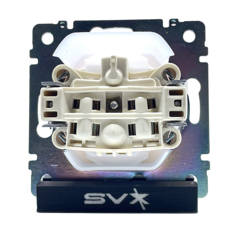 Valena zásuvka s krytem IP44 bílá