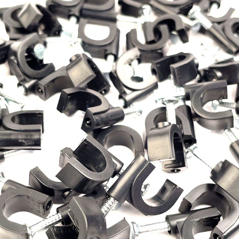 Kabelážní příchytka oválná černá 4mm