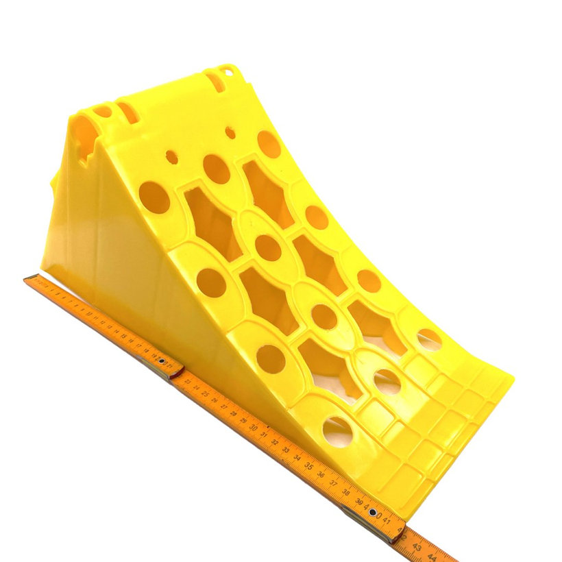 Zakládací klín pod kola 415 mm