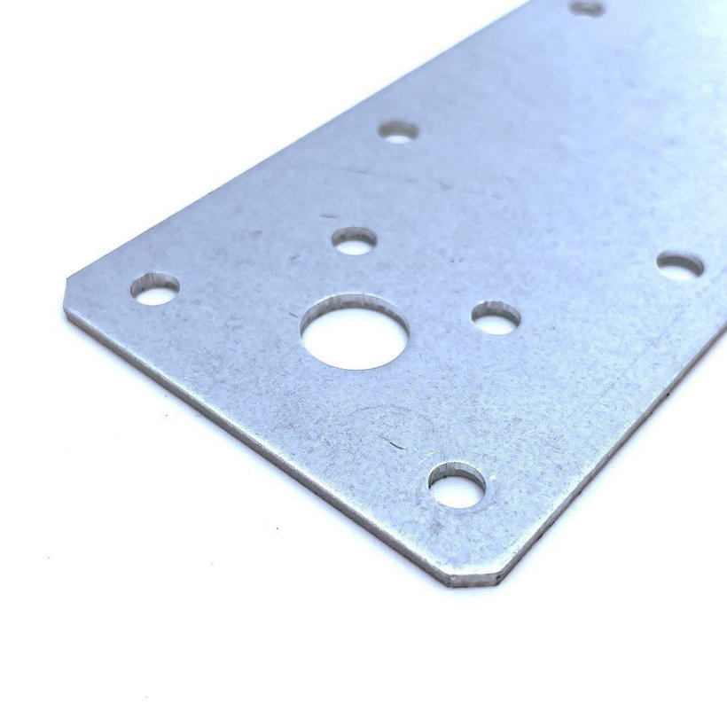 Plochá děrovaná spojka 200x90x3 mm