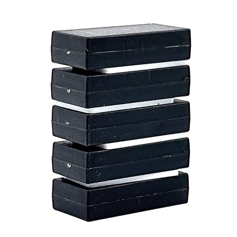 Magnet kvádrový v plastu