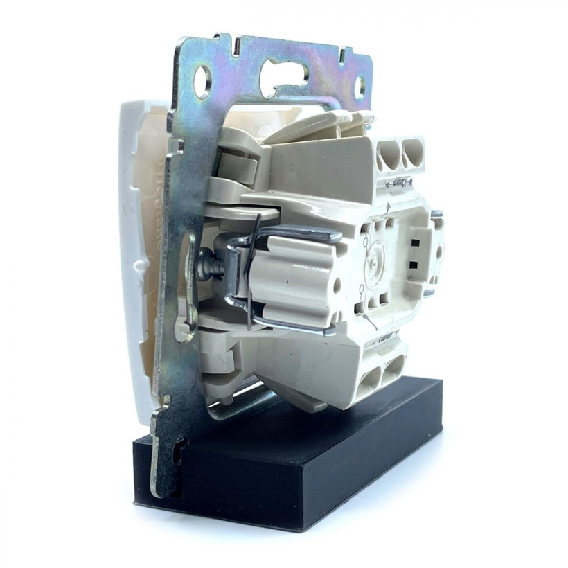 Valena vypínač č.1 bílý