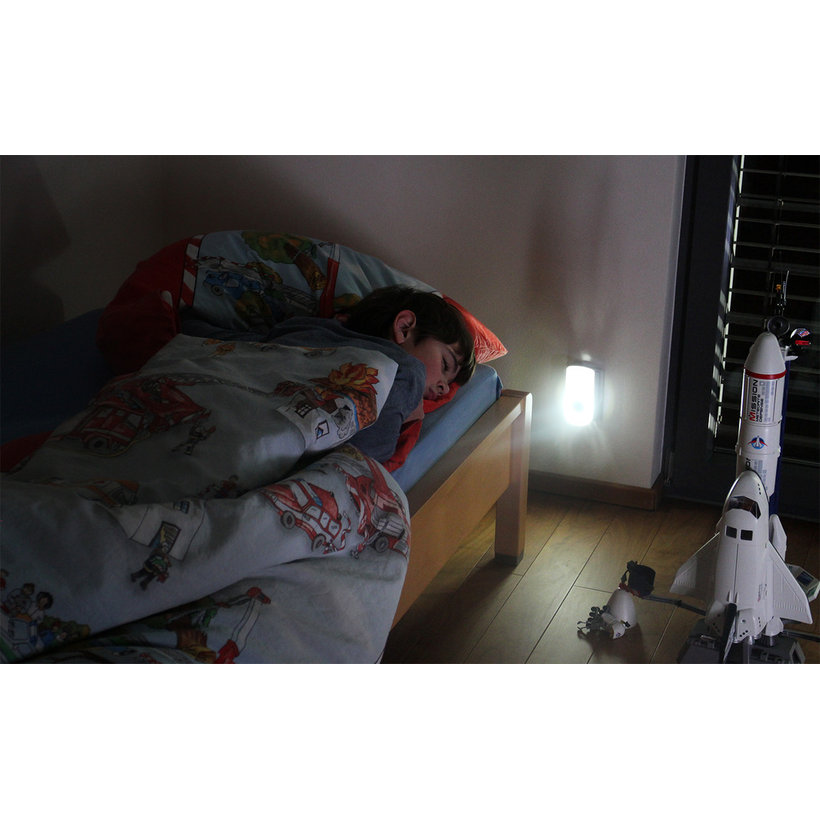 LED Bezpečnostní lampa se senzorem s pohybovým PIR detektorem