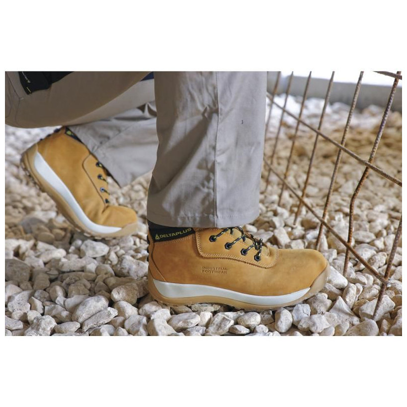 Vysoká pracovní obuv SAGA S3 béžová 39