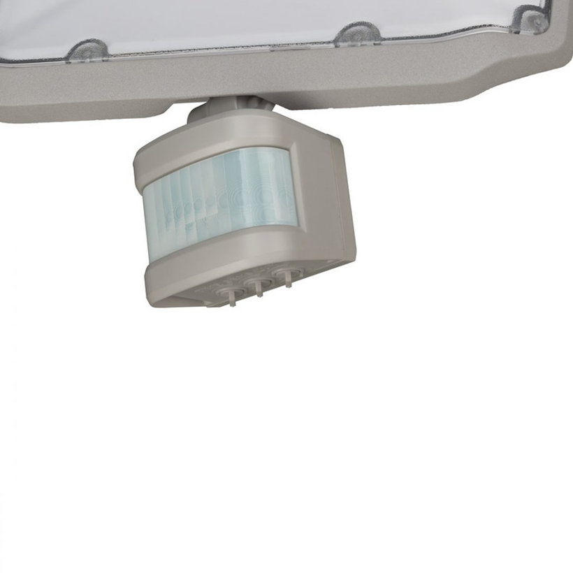 LED reflektor s infračerveným pohybovým čidlem