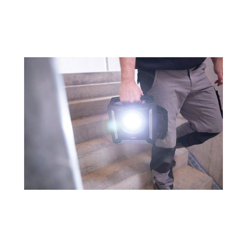 Mobilní LED reflektor Hybrid MULTI