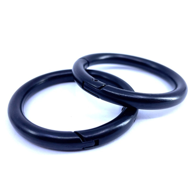 Kroužek otevírací černý 6x26mm