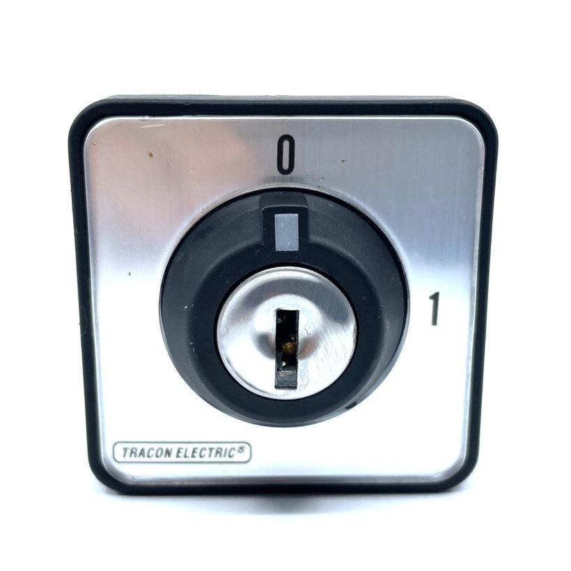 Hlavní vypínač se zámkem ON-OFF