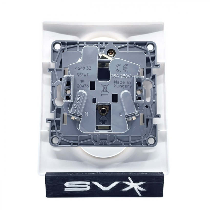 Niloé dvojzásuvka bílá