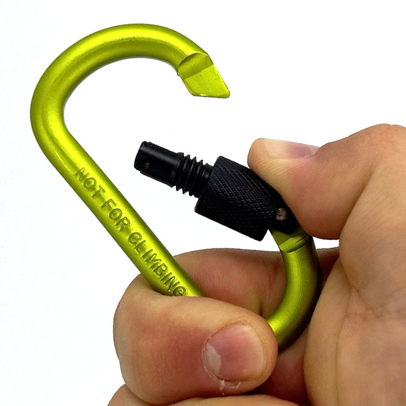 Hliníková karabina s pojistkou - zelená