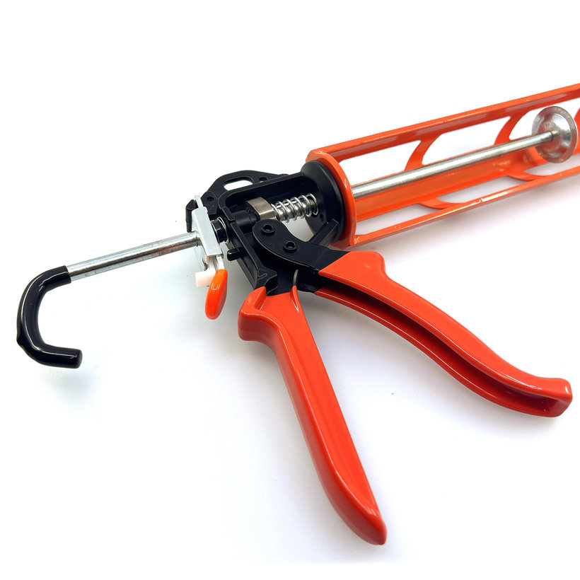 Pistole na tmel poloskeletová – kovová, 310 ml, B