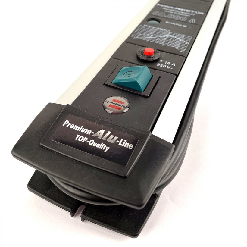 Přepěťová ochrana PROFESIONAL 60ka 3m - 4-zásuvková