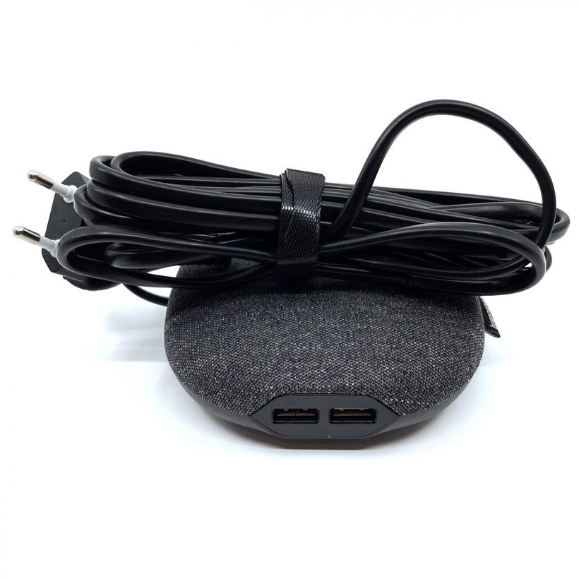 Stolová zásuvka 3-násobná, plochá