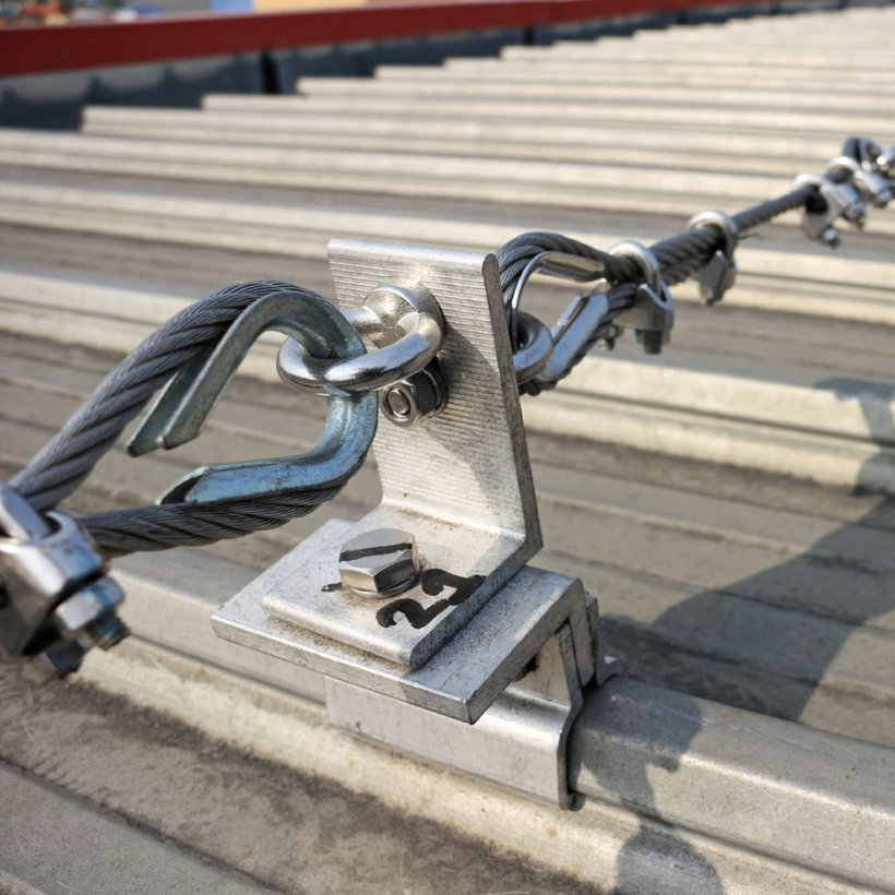 Závěsné oko DIN 580 zn M18