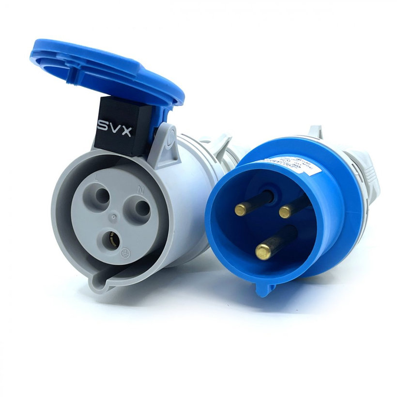 Zásuvka 230V 32A/3 ISN 3232