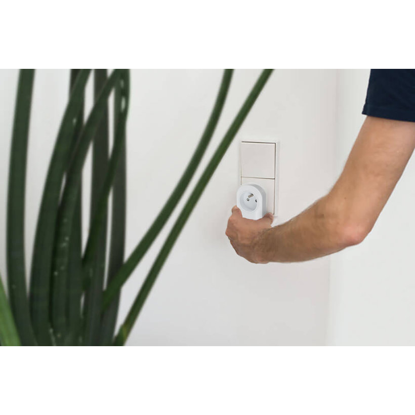 Dálkový spínací set 3 zásuvky 1000W IP20 bílý