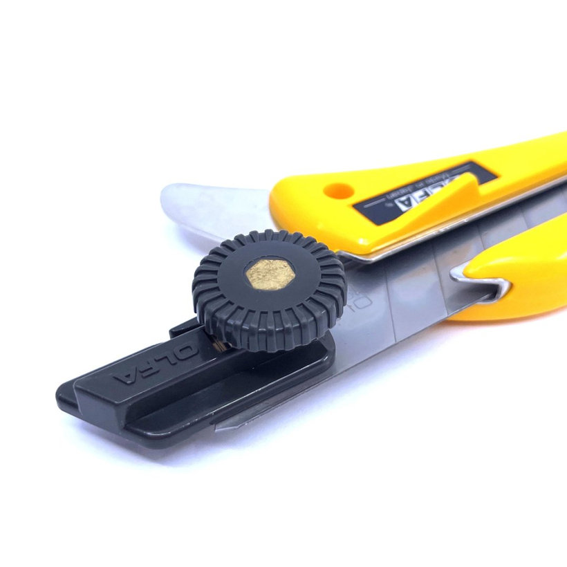 Nůž univerzální olamovací 18mm