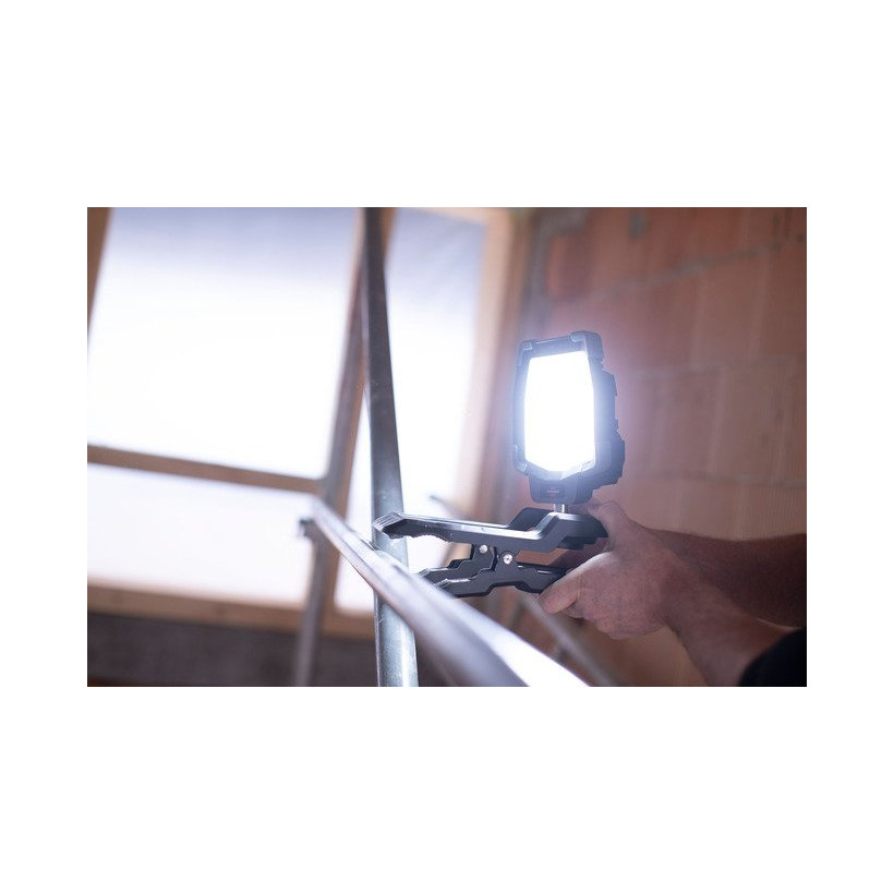 Mobilní LED reflektor AKU Strahler CL