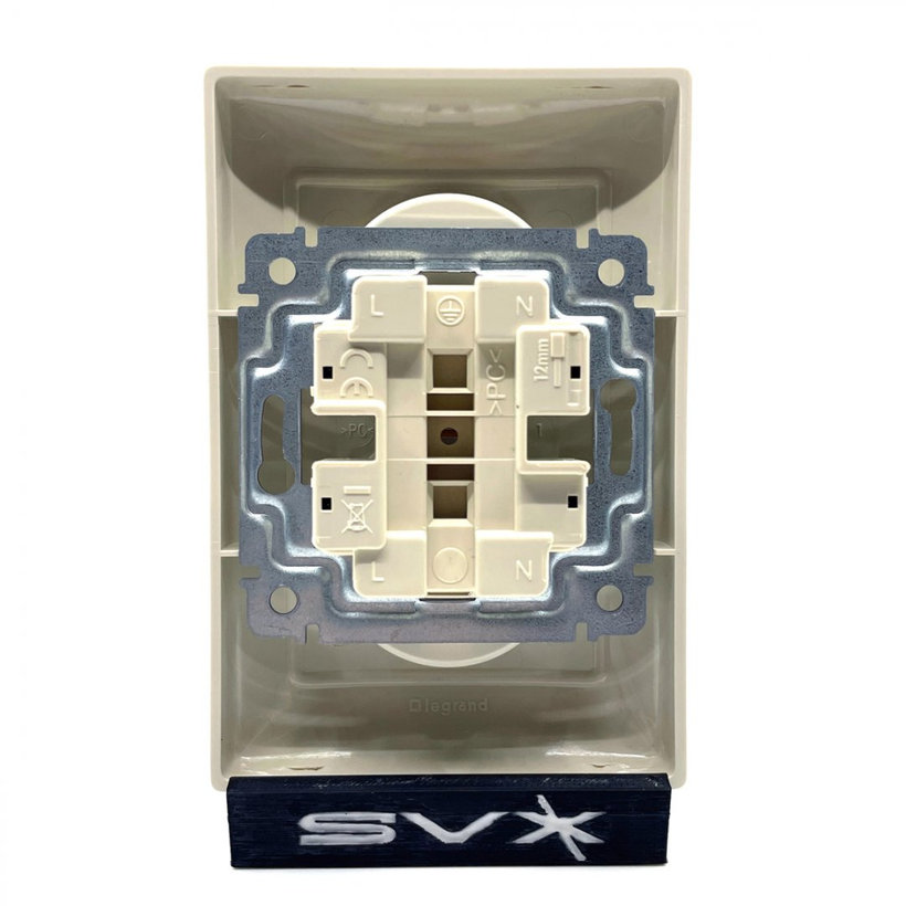 Valena dvojzásuvka béžová