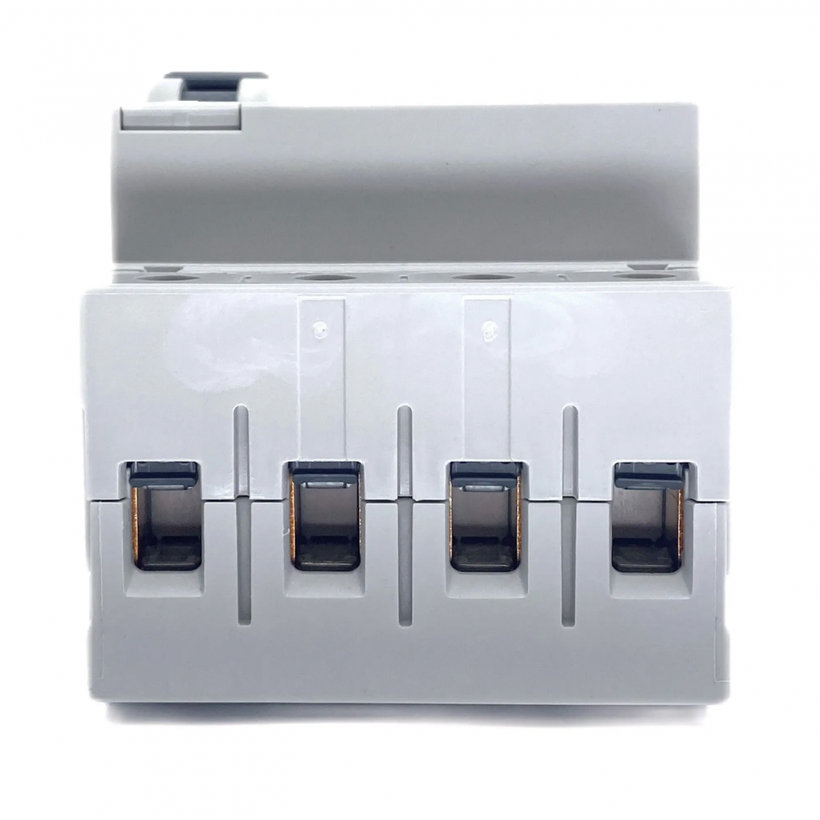 Proudový LFE 40A/4/003 chránič