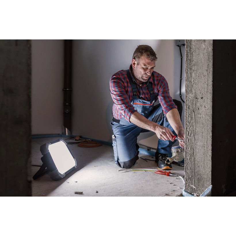 Přenosný LED reflektor DINORA 5100 lm – 1171580001