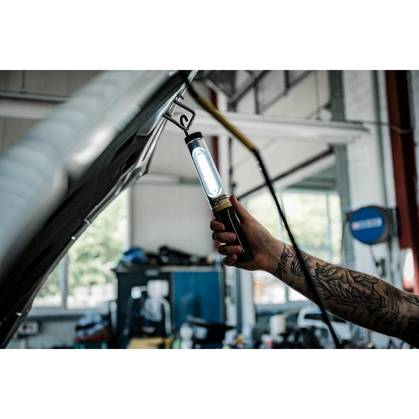 Akumulátorová dílenská LED lampa – LuxPremium WL 500 A (520 lm, IP54)